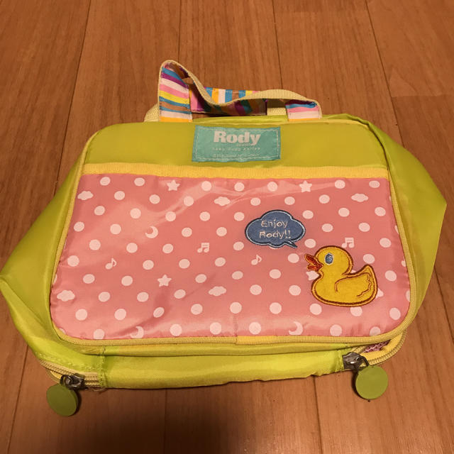 Rody(ロディ)のオムツポーチ キッズ/ベビー/マタニティのおむつ/トイレ用品(ベビーおむつバッグ)の商品写真