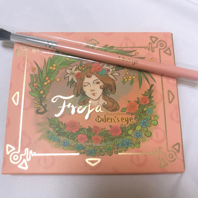 Sephora(セフォラ)の★Oden’s eye★Freja divaアイシャドウパレット コスメ/美容のベースメイク/化粧品(アイシャドウ)の商品写真