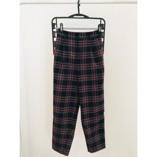 ジーユー(GU)のほぼ未使用 GU タータンチェッパンツ size S(カジュアルパンツ)