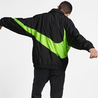 ナイキ(NIKE)のNIKE NEON NSW WVNナイキネオンウーブン ビッグスウォッシユ(ナイロンジャケット)