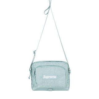 シュプリーム(Supreme)のsupreme ショルダーバッグ 水色(ボディーバッグ)