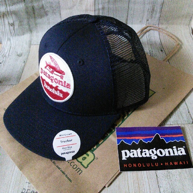 patagonia(パタゴニア)のパタゴニア Patagonia ハワイ限定 キャップ ステッカー付き ネイビー メンズの帽子(キャップ)の商品写真