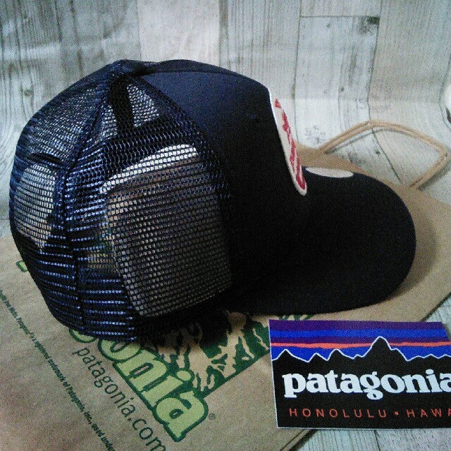 patagonia(パタゴニア)のパタゴニア Patagonia ハワイ限定 キャップ ステッカー付き ネイビー メンズの帽子(キャップ)の商品写真