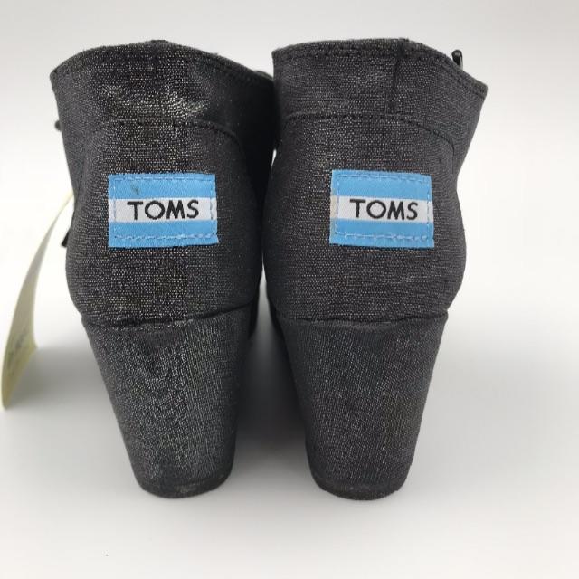 TOMS(トムズ)の☆新品未使用☆TOMS ブーティー☆送料無料☆ レディースの靴/シューズ(ブーティ)の商品写真