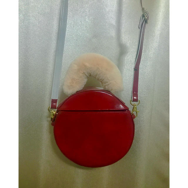 fur fur(ファーファー)のFURFUR♡まんまるバッグ 【お値下げ】 レディースのバッグ(ショルダーバッグ)の商品写真