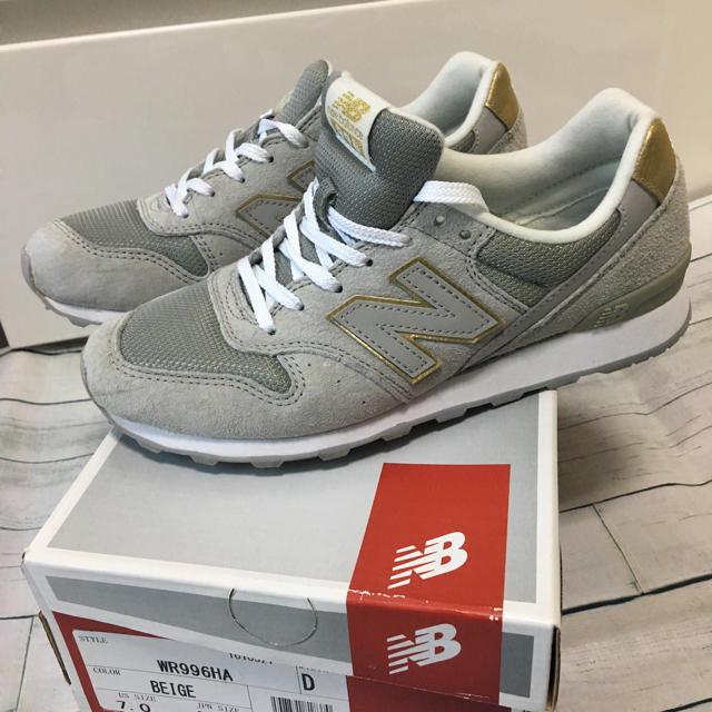 New Balance(ニューバランス)のニューバランス WR996 24cm   レディースの靴/シューズ(スニーカー)の商品写真