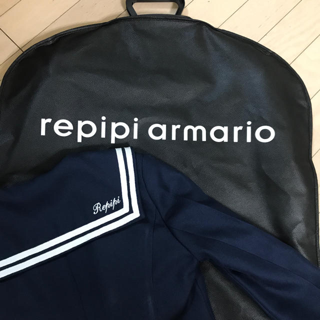 repipi armario(レピピアルマリオ)のレピピアルマリオスーツ Ｓサイズ 値下げしました！ キッズ/ベビー/マタニティのキッズ服女の子用(90cm~)(ドレス/フォーマル)の商品写真