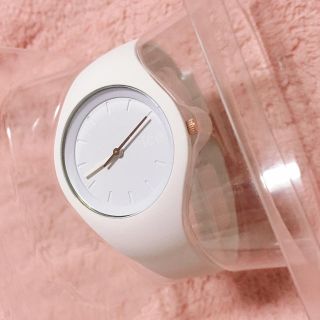 アイスウォッチ(ice watch)のice watch ホワイト 美品(腕時計)