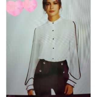 ザラ(ZARA)のインポートブラウス　ホワイト　ZARA(シャツ/ブラウス(長袖/七分))