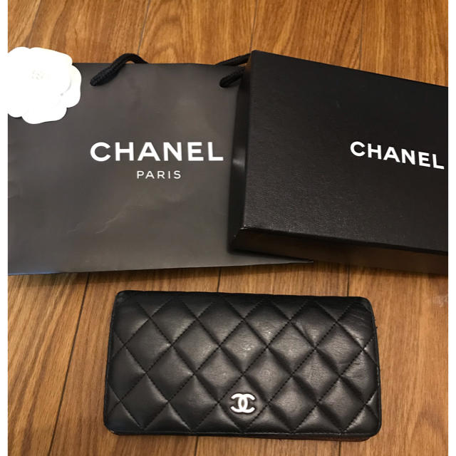 CHANEL(シャネル)の【まぁちち様専用】シャネル 財布 マトラッセ  レディースのファッション小物(財布)の商品写真