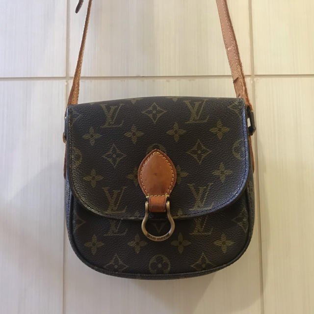 LOUIS VUITTON(ルイヴィトン)のVUITTON ショルダーバッグ レディースのバッグ(ショルダーバッグ)の商品写真