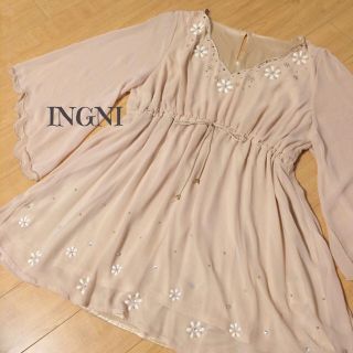 イング(INGNI)のビジュー付きシフォンチュニック(チュニック)