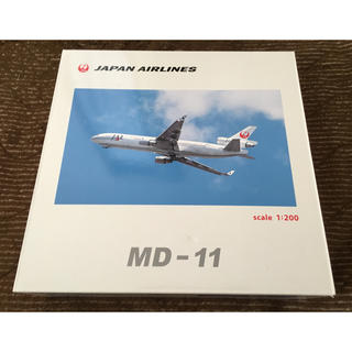 ジャル(ニホンコウクウ)(JAL(日本航空))の【美品】JAL MD-11 Jバード 1/200 + AMX DHC-8-100(模型/プラモデル)
