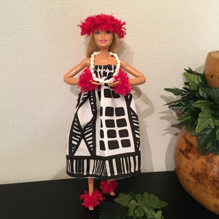 バービー(Barbie)のバービー人形 フラダンス衣装【No.108】(人形)