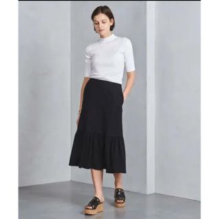 ユナイテッドアローズ(UNITED ARROWS)のユナイテッドアローズ★新品未使用★裾フリルスカートdeuxiemeclasse(ひざ丈スカート)