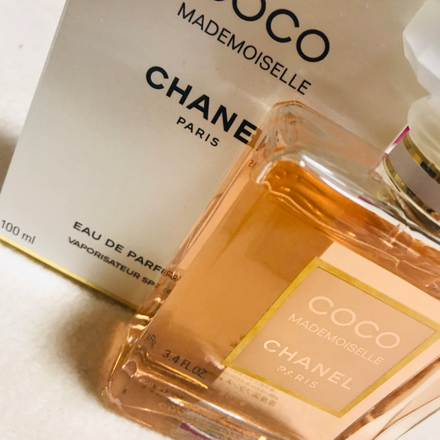 CHANEL(シャネル)のCHANEL/マドモアゼル/100ml コスメ/美容の香水(香水(女性用))の商品写真