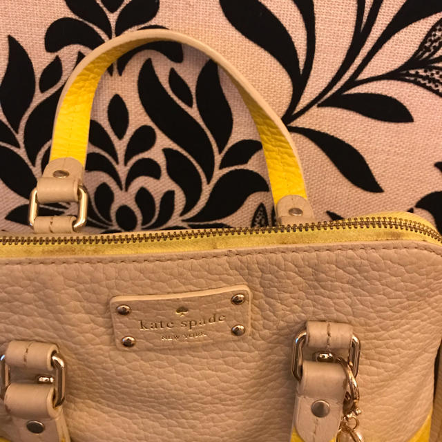 kate spade new york(ケイトスペードニューヨーク)のケイトスペード  2way  バッグ  春色 レディースのバッグ(ハンドバッグ)の商品写真