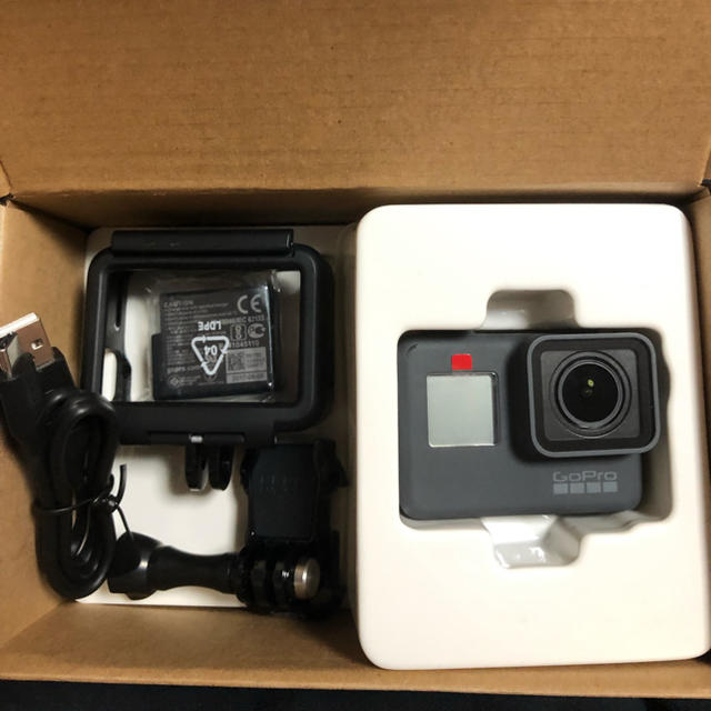 新品 GoPro HERO 5 BLACK おまけ付き sdカード付き 4k