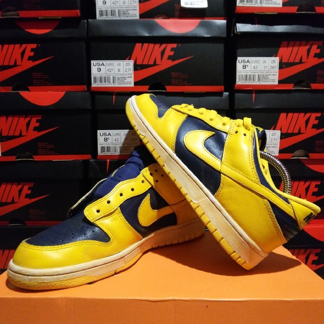 売切価格 DUNK Michigan 極美品 - スニーカー