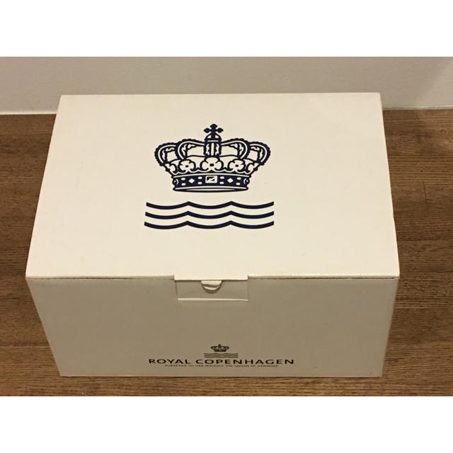 ROYAL COPENHAGEN(ロイヤルコペンハーゲン)の新品未使用☆ロイヤルコペンハーゲン マグカップ インテリア/住まい/日用品のキッチン/食器(グラス/カップ)の商品写真