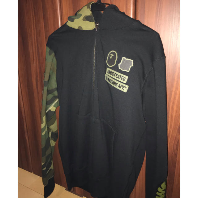 A bathing ape undefeatedコラボ シャークパーカー