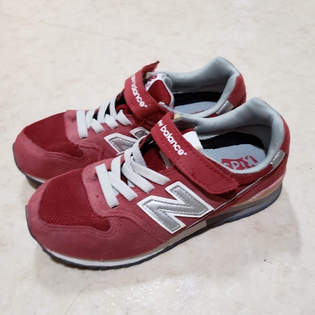 New Balance(ニューバランス)のLE MATIN様　new balanceスニーカー キッズ/ベビー/マタニティのキッズ靴/シューズ(15cm~)(スニーカー)の商品写真