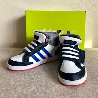 アディダス(adidas)の新品 アディダス キッズ スニーカー NEO HOOPS CMF MID INF(スニーカー)