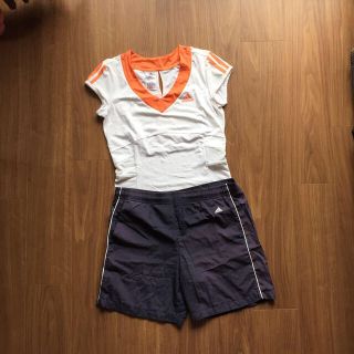 アディダス(adidas)のkana様♡adidas＊ウェア(Tシャツ(半袖/袖なし))