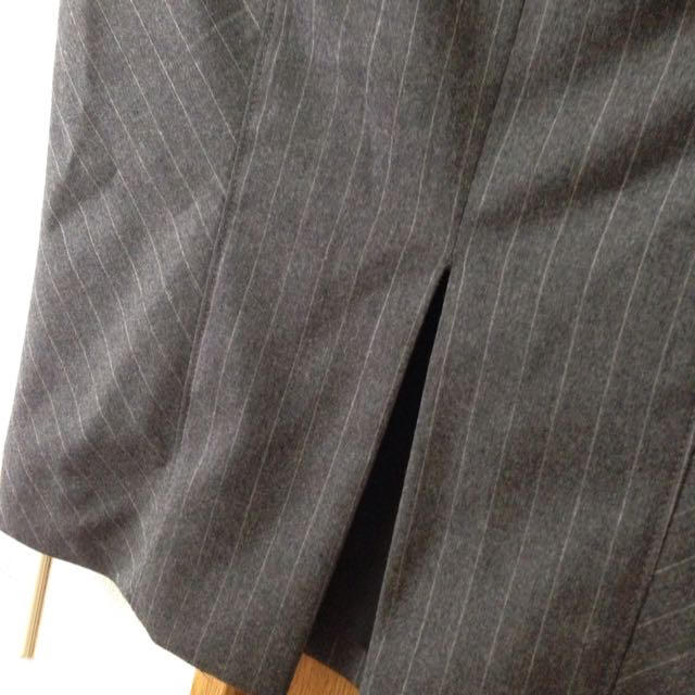 INED(イネド)のストライプタイトスカート レディースのスカート(ひざ丈スカート)の商品写真
