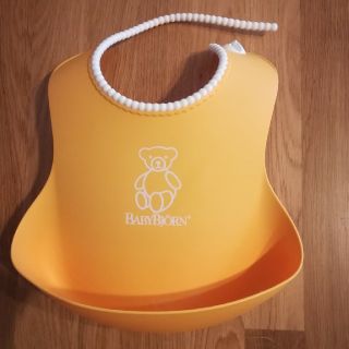 ベビービョルン(BABYBJORN)のベビービョルン　ソフトスタイ(お食事エプロン)