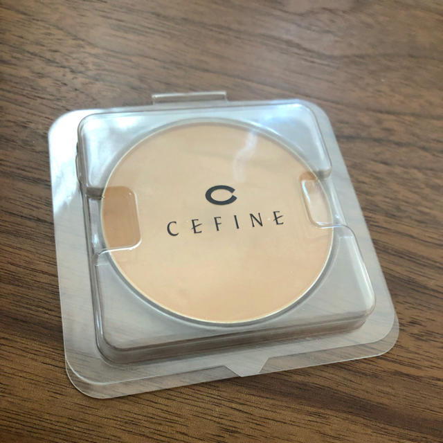 CEFINE(セフィーヌ)のCEFINE セヒィーヌ ファンデーション oc-100 コスメ/美容のベースメイク/化粧品(ファンデーション)の商品写真