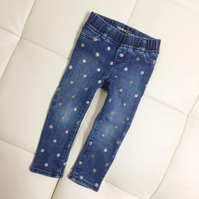 babyGAP(ベビーギャップ)のbaby Gap☆ドット柄ジェギング☆100 キッズ/ベビー/マタニティのキッズ服女の子用(90cm~)(パンツ/スパッツ)の商品写真