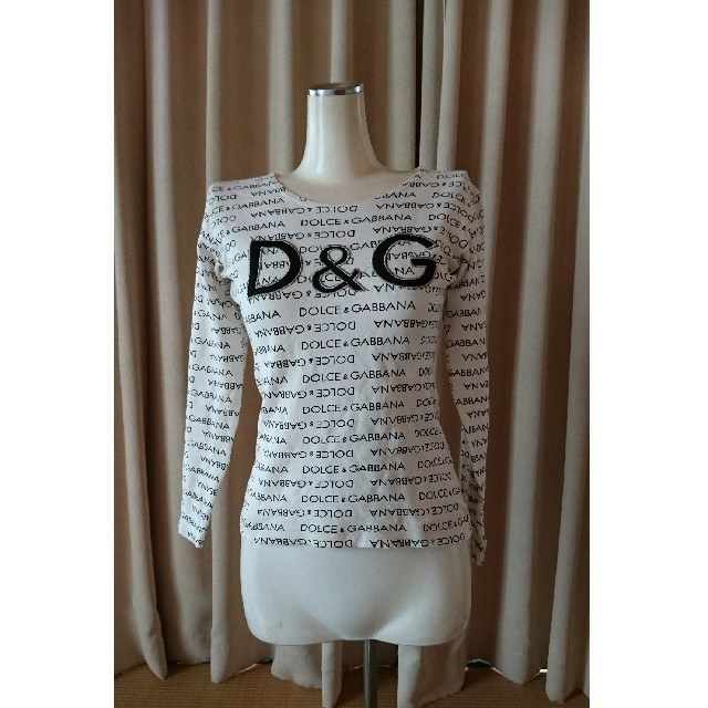 DOLCE&GABBANA(ドルチェアンドガッバーナ)のDOLCE&GABBANA ロンティー レディースのトップス(Tシャツ(長袖/七分))の商品写真