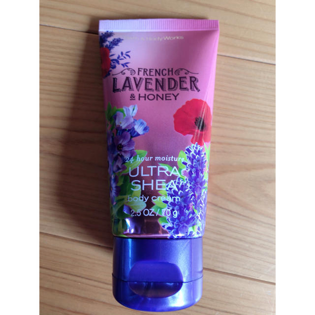 Bath & Body Works(バスアンドボディーワークス)のFRENCH LAVENDER & HONEY コスメ/美容のボディケア(ボディクリーム)の商品写真