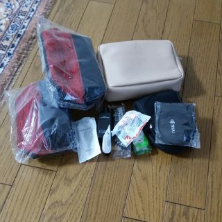 フルラ(Furla)のタイ航空ビジネスクラスアニメティーセット(旅行用品)