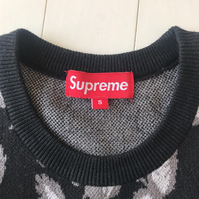 Supreme supreme rose sweaterの通販 by n ｜シュプリームならラクマ