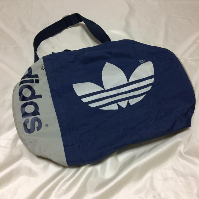 adidas(アディダス)のアディダスポーツバック メンズのバッグ(ボストンバッグ)の商品写真