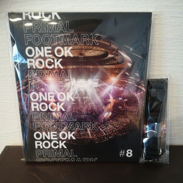 ONE OK ROCK PRIMAL FOOTMARK ネックストラップ