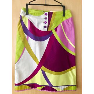 エミリオプッチ(EMILIO PUCCI)のEMILO PUCCI スカート 38(ひざ丈スカート)