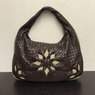 ボッテガヴェネタ(Bottega Veneta)のボッテガヴェネタ　ショルダーバッグ　ホーボー　美品！　ダークブラウン(ショルダーバッグ)