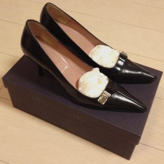 プラダ(PRADA)のプラダ♡7.5cm黒つやつやパンプス(ハイヒール/パンプス)