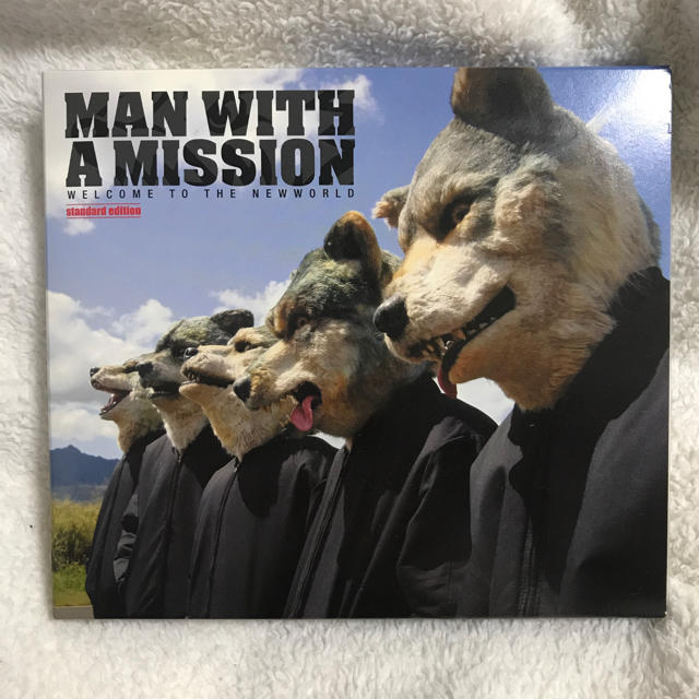 MAN WITH A MISSION(マンウィズアミッション)のMAN WITH A MISSION アルバム エンタメ/ホビーのCD(ポップス/ロック(邦楽))の商品写真