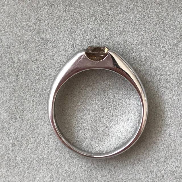0.561カラット K18 WG ダイヤ 一粒 リング レディースのアクセサリー(リング(指輪))の商品写真