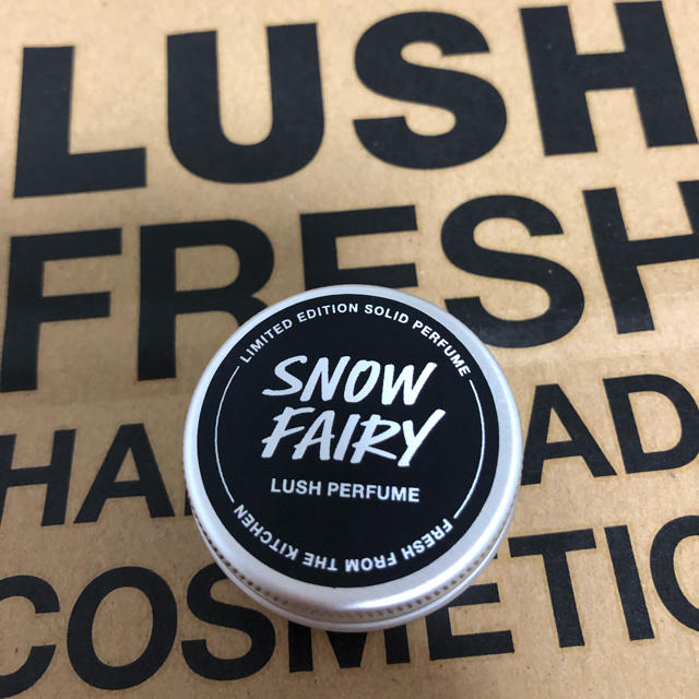 LUSH(ラッシュ)の最終値下げ！！LUSH フェアリーキャンデ ソリッドフレグランス コスメ/美容の香水(香水(女性用))の商品写真