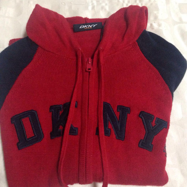 DKNY(ダナキャランニューヨーク)のDKNY ニットパーカー レディースのトップス(パーカー)の商品写真