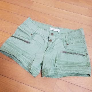 ザラ(ZARA)のZARA　TRFショーパン(ショートパンツ)