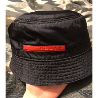 プラダ(PRADA)のPRADA プラダ ナイロンバケットハット レインハット(ハット)