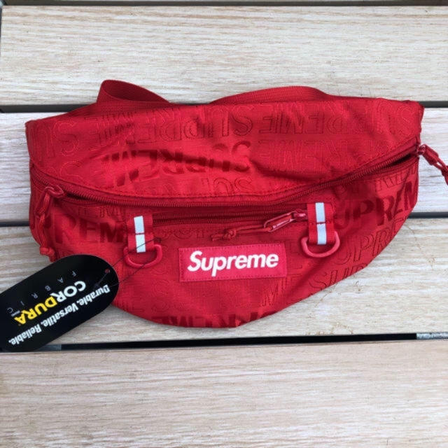 Supreme(シュプリーム)のSUPREME waist bag シュプリーム ウエストバッグ メンズのバッグ(ボディーバッグ)の商品写真