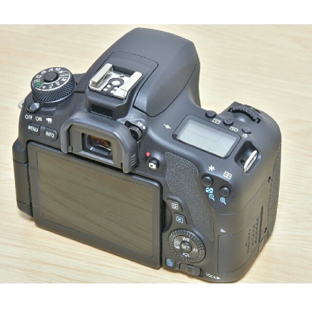 Canon EOS 8000D トリプルレンズセット