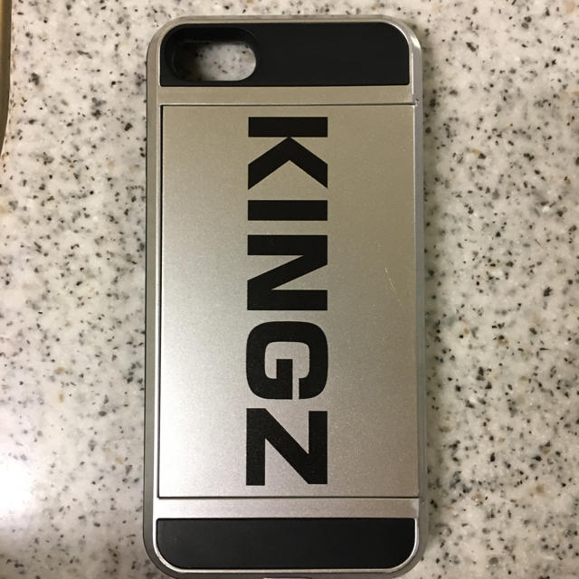 Samantha Kingz(サマンサキングズ)のSamantha Kingz iphone7ケース シルバー スマホ/家電/カメラのスマホアクセサリー(iPhoneケース)の商品写真